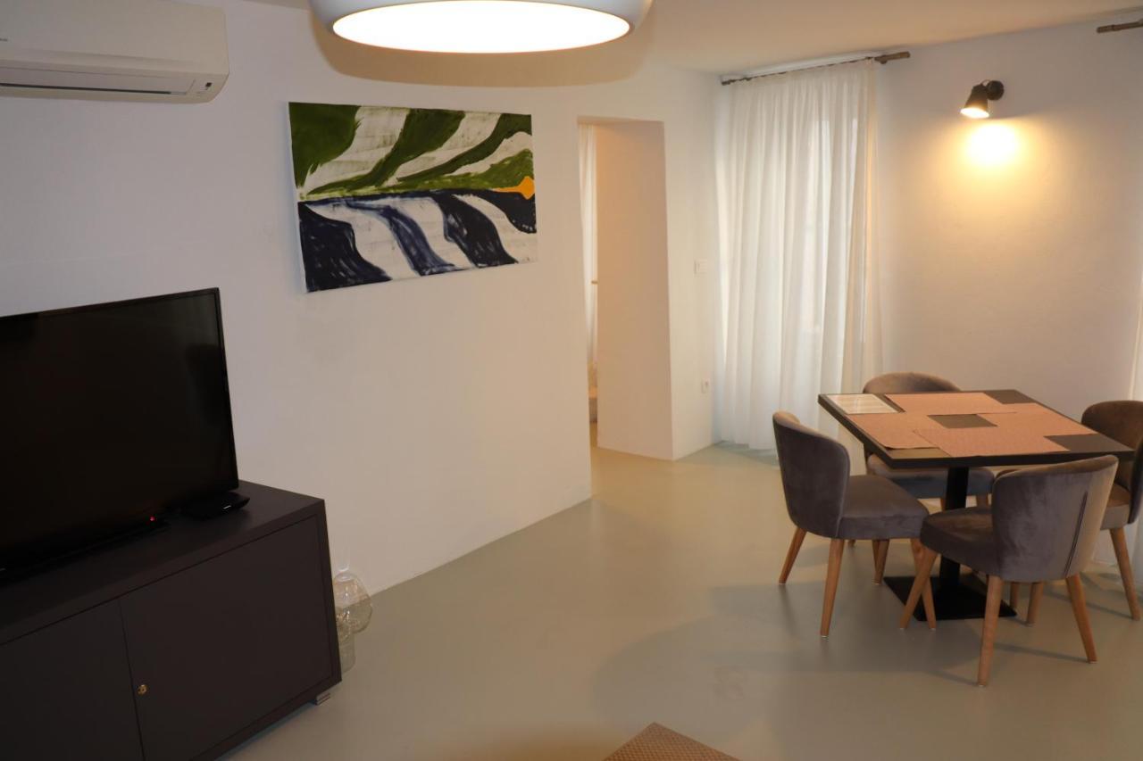 Apartment Adriatico Eterno 2 Ρόβινι Εξωτερικό φωτογραφία